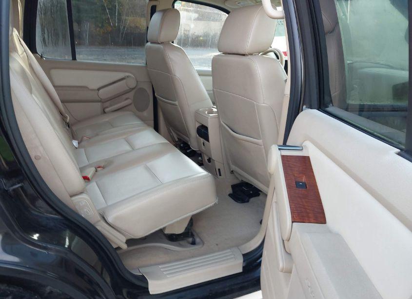 Photo 8 of 2006 Ford Explorer EDDIE BAUER (VIN 1FMEU74E96UB49304)