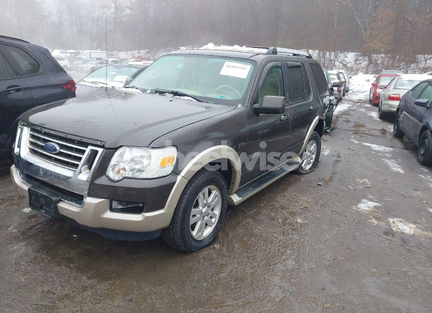 Photo 2 of 2006 Ford Explorer EDDIE BAUER (VIN 1FMEU74EX6UB30163)