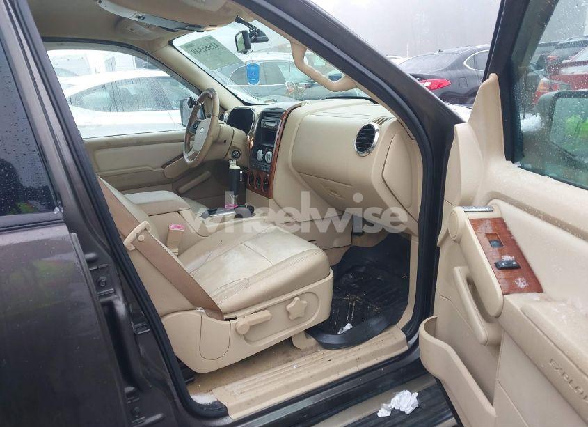 Photo 5 of 2006 Ford Explorer EDDIE BAUER (VIN 1FMEU74EX6UB30163)