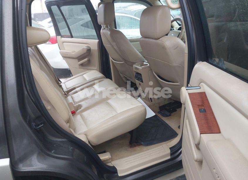 Photo 8 of 2006 Ford Explorer EDDIE BAUER (VIN 1FMEU74EX6UB30163)