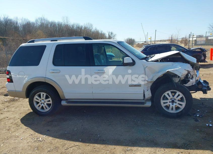 Photo 13 of 2007 Ford Explorer EDDIE BAUER (VIN 1FMEU74EX7UB47448)