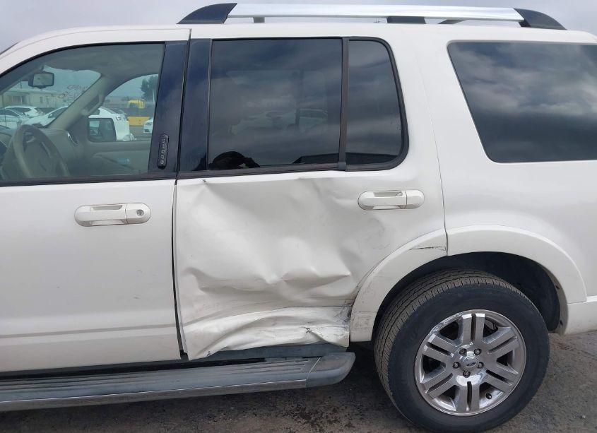 Photo 6 of 2008 Ford Explorer LIMITED (VIN 1FMEU75808UB22911)