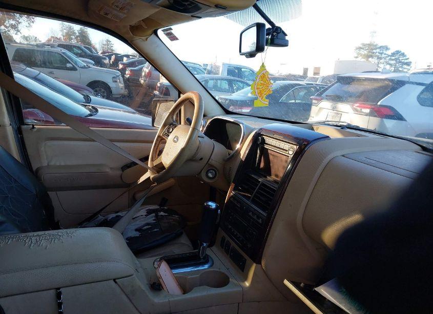 Photo 5 of 2006 Ford Explorer LIMITED (VIN 1FMEU75816UB42243)