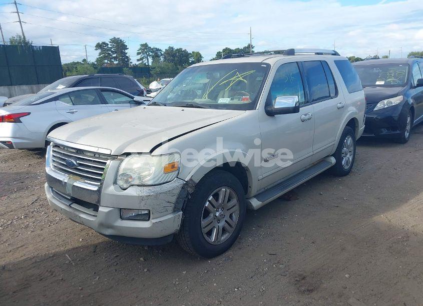 Photo 2 of 2006 Ford Explorer LIMITED (VIN 1FMEU75816UB62041)