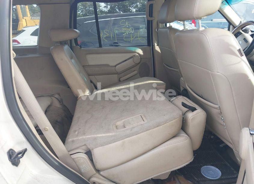 Photo 8 of 2006 Ford Explorer LIMITED (VIN 1FMEU75816UB62041)