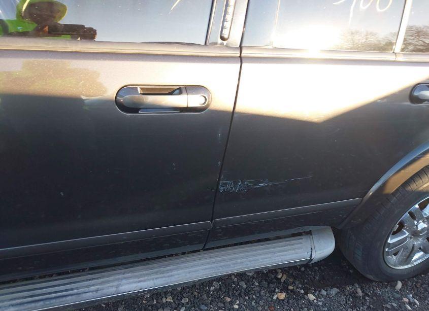 Photo 6 of 2006 Ford Explorer LIMITED (VIN 1FMEU75836UB66169)