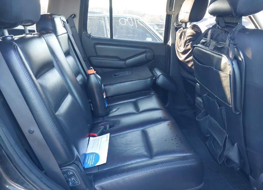 Photo 8 of 2006 Ford Explorer LIMITED (VIN 1FMEU75836UB66169)