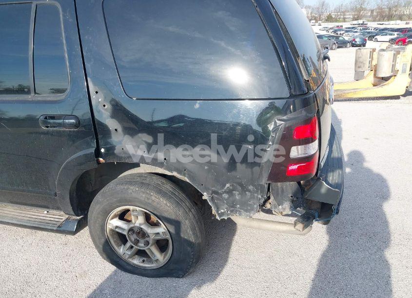 Photo 6 of 2006 Ford Explorer LIMITED (VIN 1FMEU75856ZA01534)