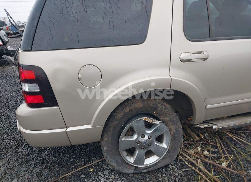 Photo 18 of 2006 Ford Explorer LIMITED (VIN 1FMEU75876UA58332)