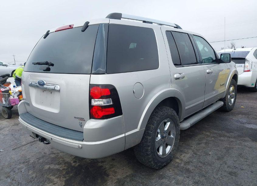 Photo 4 of 2006 Ford Explorer LIMITED (VIN 1FMEU75886UB49271)
