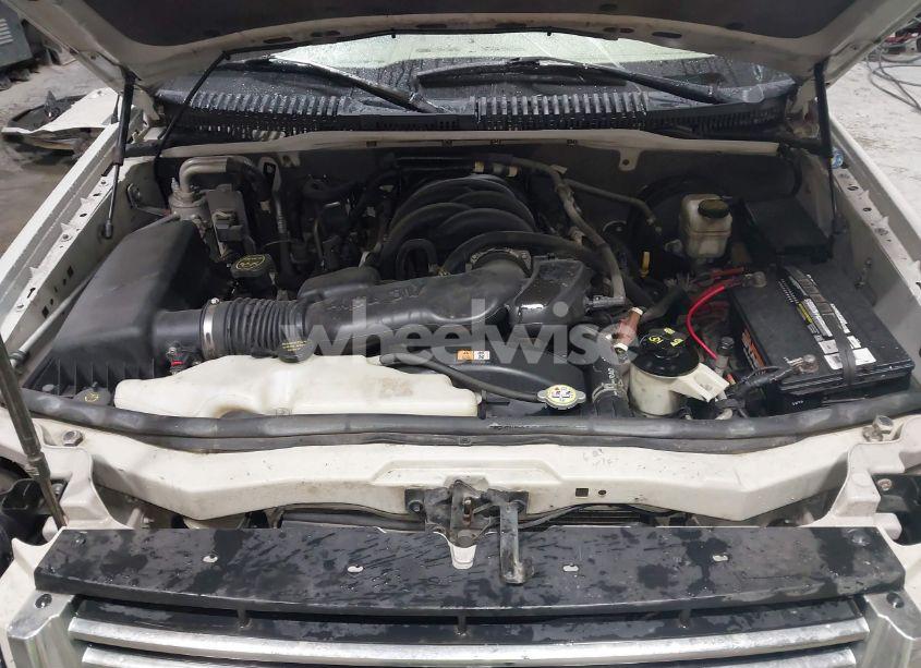 Photo 10 of 2006 Ford Explorer LIMITED (VIN 1FMEU75886ZA04427)