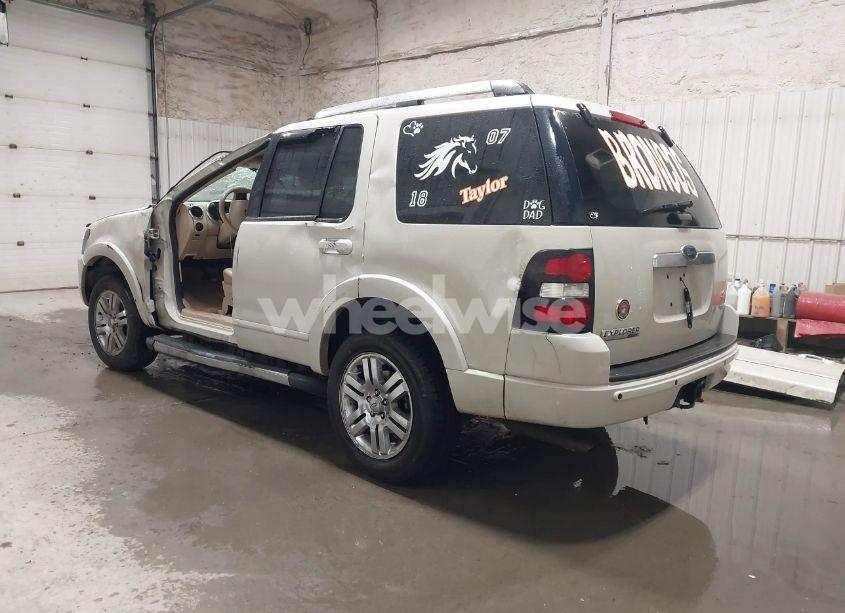 Photo 3 of 2006 Ford Explorer LIMITED (VIN 1FMEU75886ZA04427)