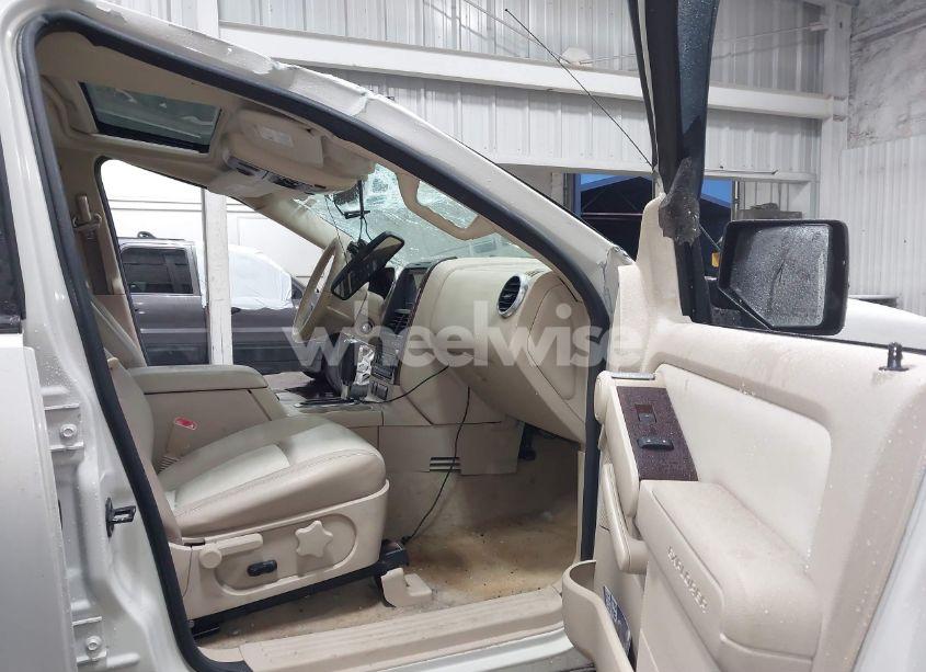 Photo 5 of 2006 Ford Explorer LIMITED (VIN 1FMEU75886ZA04427)