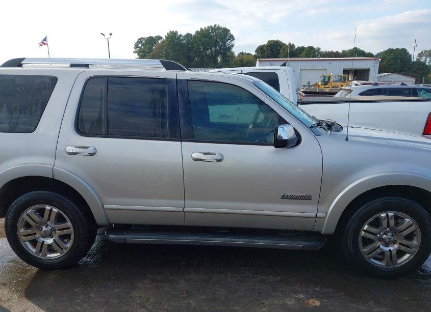 Photo 13 of 2006 Ford Explorer LIMITED (VIN 1FMEU758X6UB26252)