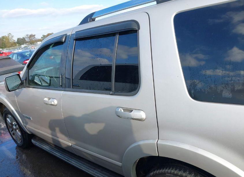 Photo 14 of 2006 Ford Explorer LIMITED (VIN 1FMEU758X6UB26252)