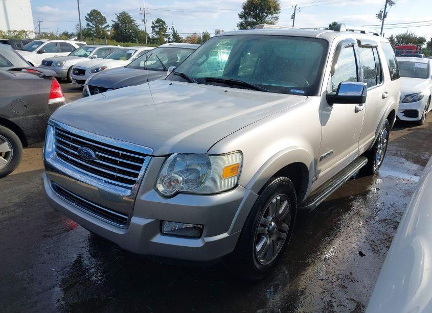 Photo 2 of 2006 Ford Explorer LIMITED (VIN 1FMEU758X6UB26252)