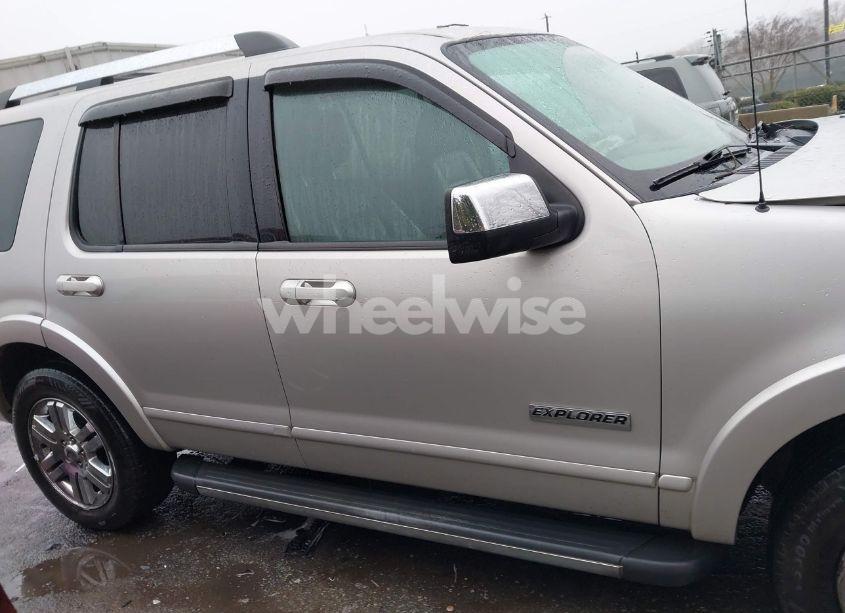 Photo 13 of 2006 Ford Explorer LIMITED (VIN 1FMEU75E06UA78072)