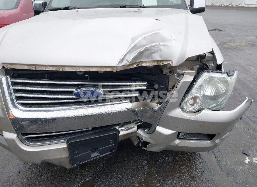 Photo 6 of 2006 Ford Explorer LIMITED (VIN 1FMEU75E06UA78072)