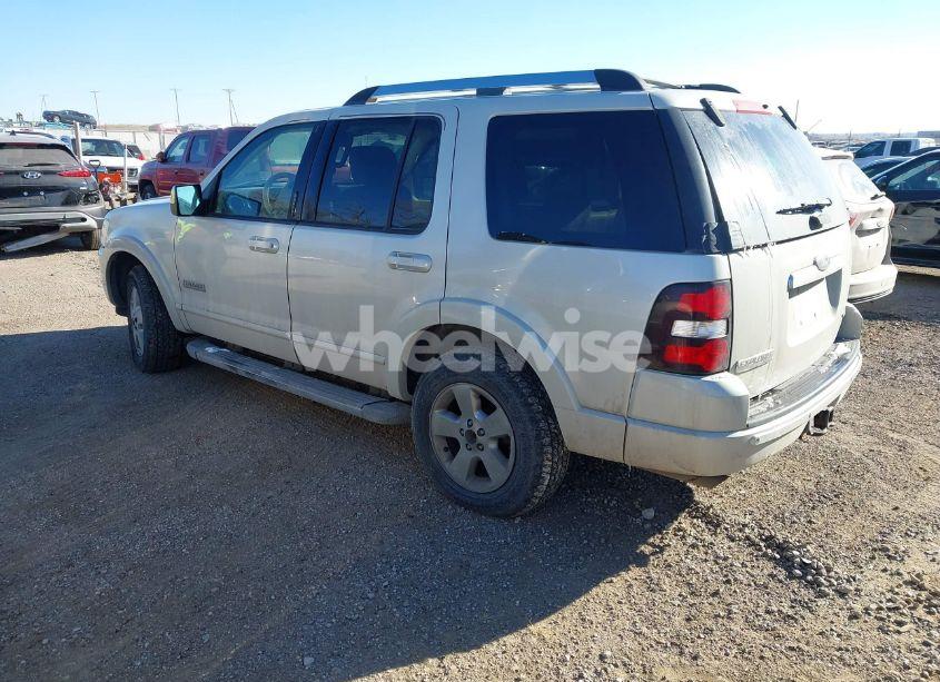 Photo 3 of 2006 Ford Explorer LIMITED (VIN 1FMEU75E06ZA14701)