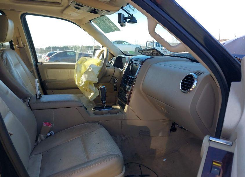 Photo 5 of 2007 Ford Explorer LIMITED (VIN 1FMEU75E47UB43765)