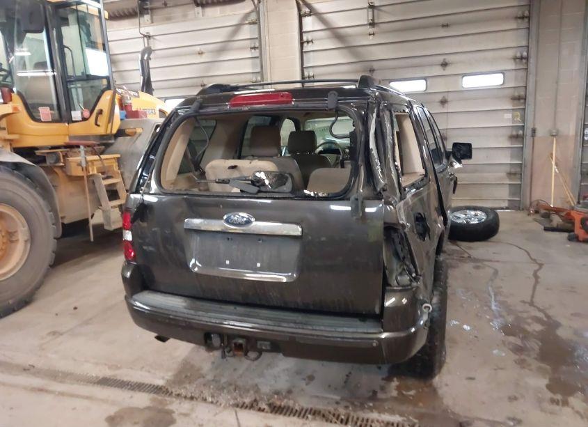 Photo 16 of 2006 Ford Explorer LIMITED (VIN 1FMEU75E66UB27713)