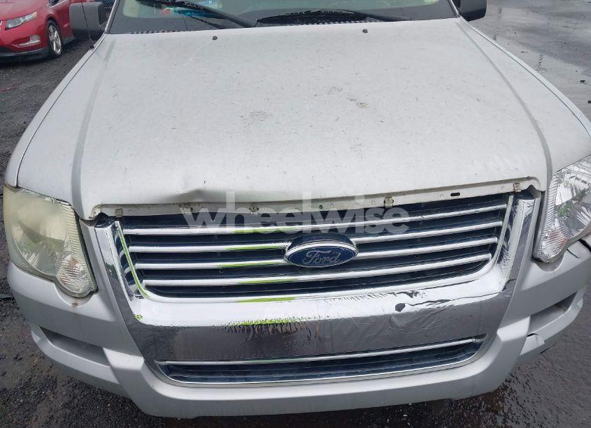 Photo 6 of 2010 Ford Explorer XLT (VIN 1FMEU7D87AUA69194)