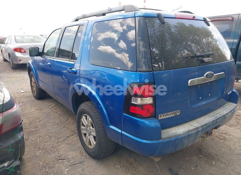 Photo 3 of 2010 Ford Explorer XLT (VIN 1FMEU7DE0AUA12146)