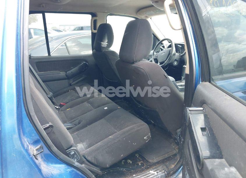 Photo 8 of 2010 Ford Explorer XLT (VIN 1FMEU7DE0AUA12146)