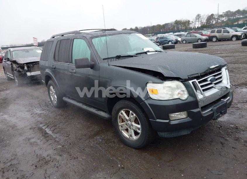 2010 Ford Explorer XLT (VIN 1FMEU7DE0AUA79121) main photo