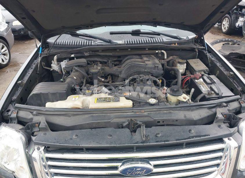 Photo 10 of 2010 Ford Explorer XLT (VIN 1FMEU7DE0AUA89695)