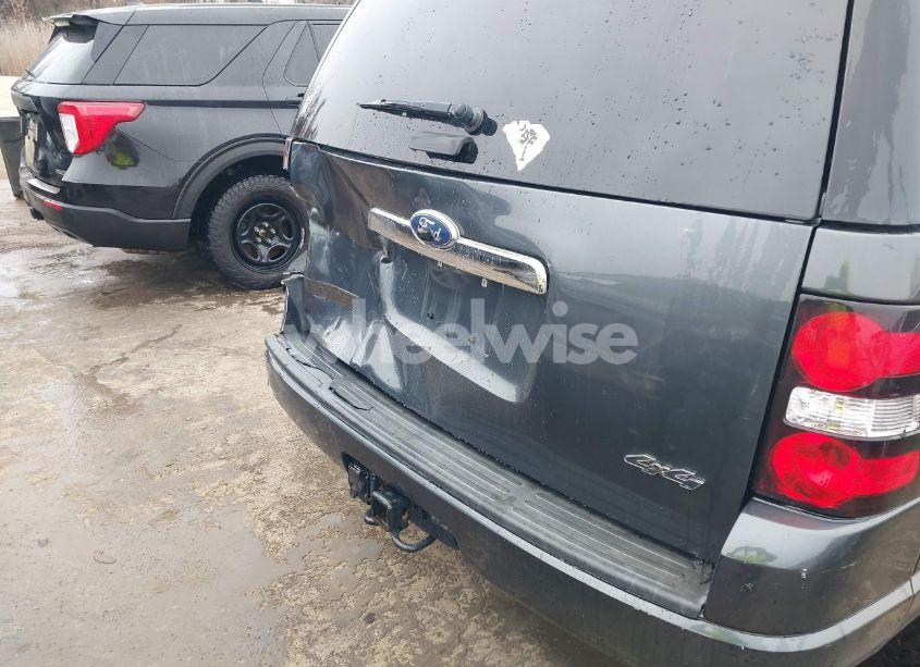 Photo 18 of 2010 Ford Explorer XLT (VIN 1FMEU7DE0AUA89695)