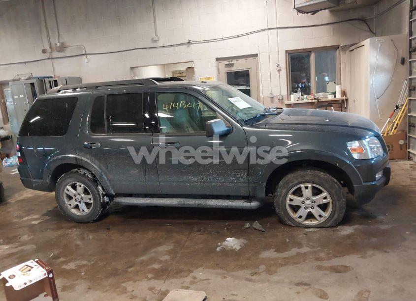 Photo 13 of 2010 Ford Explorer XLT (VIN 1FMEU7DE0AUA91432)