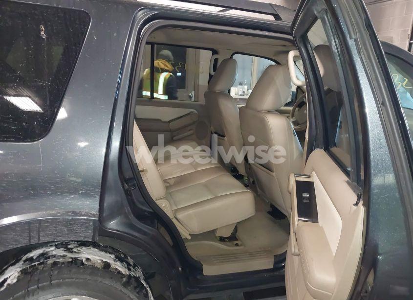 Photo 8 of 2010 Ford Explorer XLT (VIN 1FMEU7DE0AUA91432)