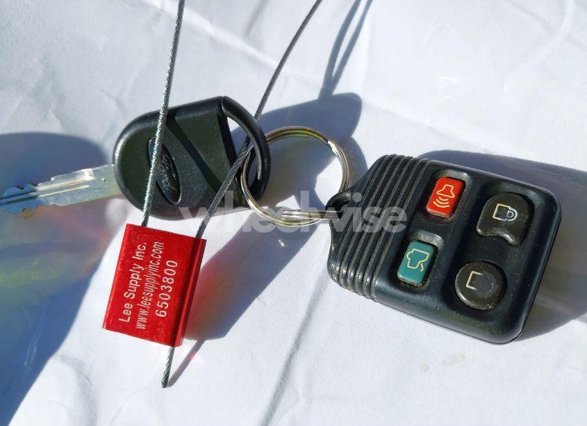 Photo 11 of 2010 Ford Explorer XLT (VIN 1FMEU7DE1AUA60805)