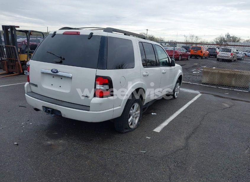 Photo 4 of 2010 Ford Explorer XLT (VIN 1FMEU7DE1AUA64854)