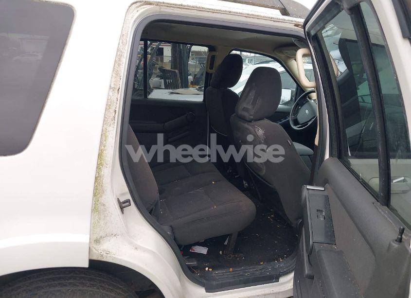 Photo 8 of 2010 Ford Explorer XLT (VIN 1FMEU7DE1AUA64854)