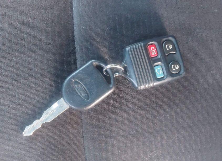 Photo 11 of 2010 Ford Explorer XLT (VIN 1FMEU7DE1AUA91651)