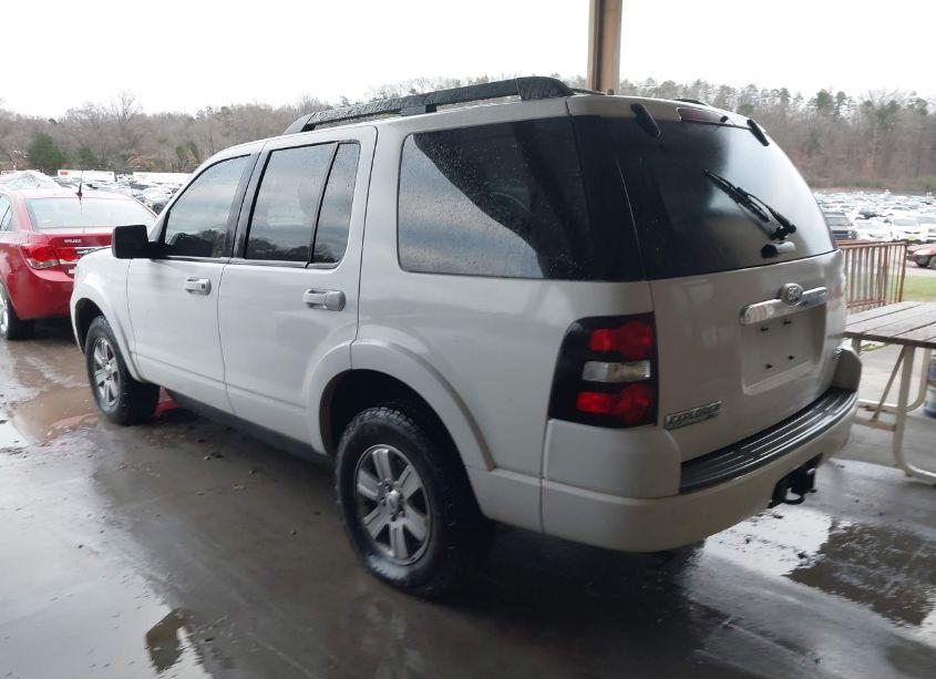 Photo 3 of 2010 Ford Explorer XLT (VIN 1FMEU7DE1AUB07279)
