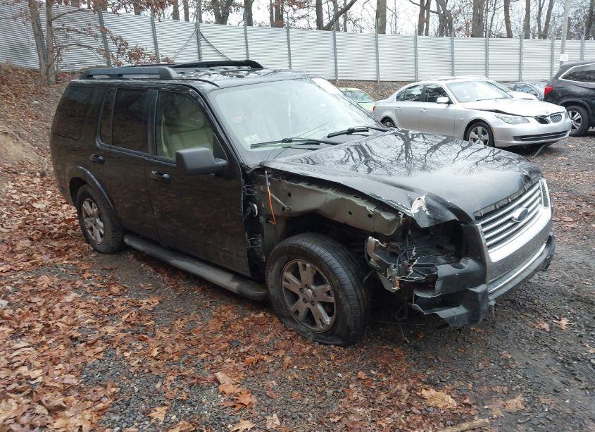 2010 Ford Explorer XLT (VIN 1FMEU7DE2AUA32429) main photo