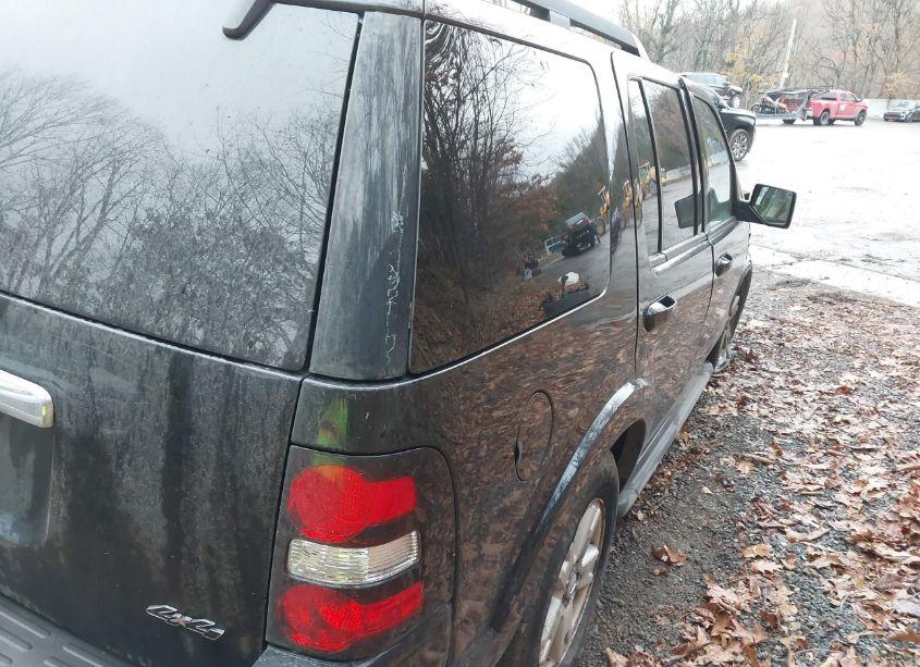 Photo 4 of 2010 Ford Explorer XLT (VIN 1FMEU7DE2AUA32429)