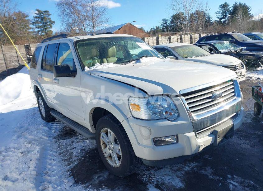 2010 Ford Explorer XLT (VIN 1FMEU7DE2AUA71165) main photo