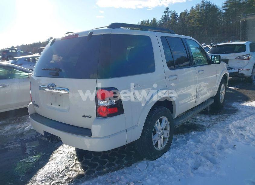 Photo 4 of 2010 Ford Explorer XLT (VIN 1FMEU7DE2AUA71165)