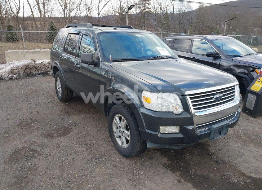 2010 Ford Explorer XLT (VIN 1FMEU7DE2AUA71280) main photo
