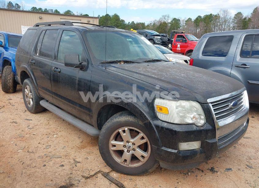 2010 Ford Explorer XLT (VIN 1FMEU7DE3AUA19513) main photo