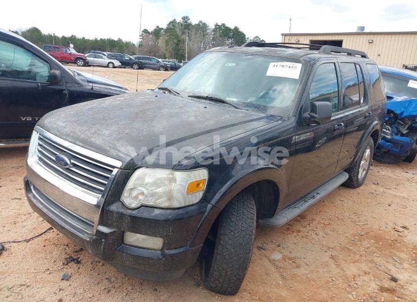 Photo 2 of 2010 Ford Explorer XLT (VIN 1FMEU7DE3AUA19513)