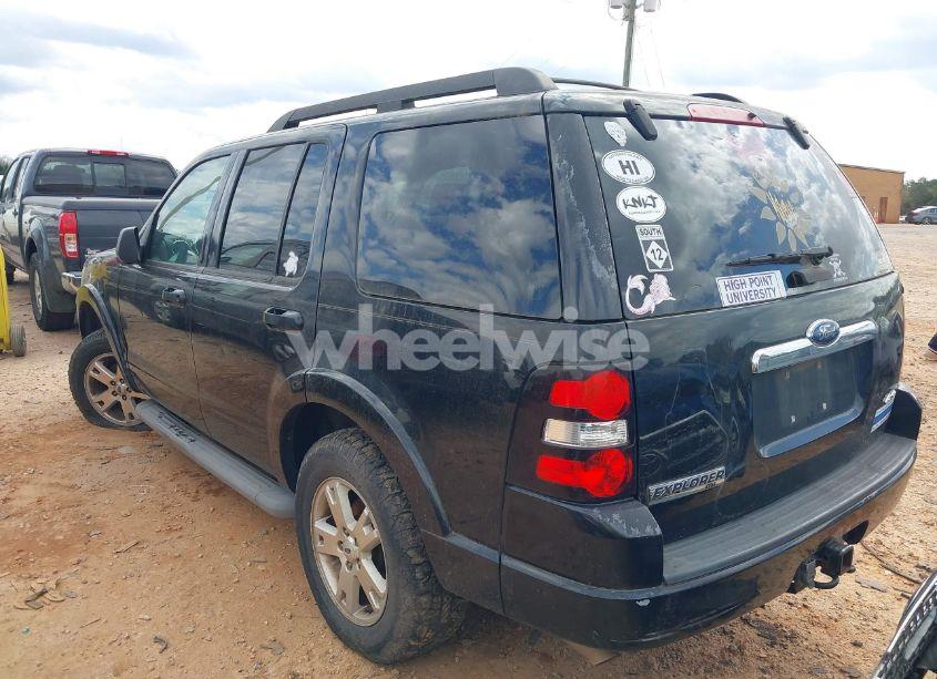 Photo 3 of 2010 Ford Explorer XLT (VIN 1FMEU7DE3AUA19513)