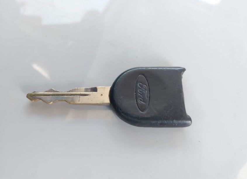 Photo 11 of 2010 Ford Explorer XLT (VIN 1FMEU7DE3AUA80246)