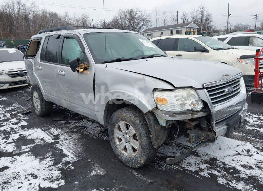 2010 Ford Explorer XLT (VIN 1FMEU7DE4AUA14935) main photo