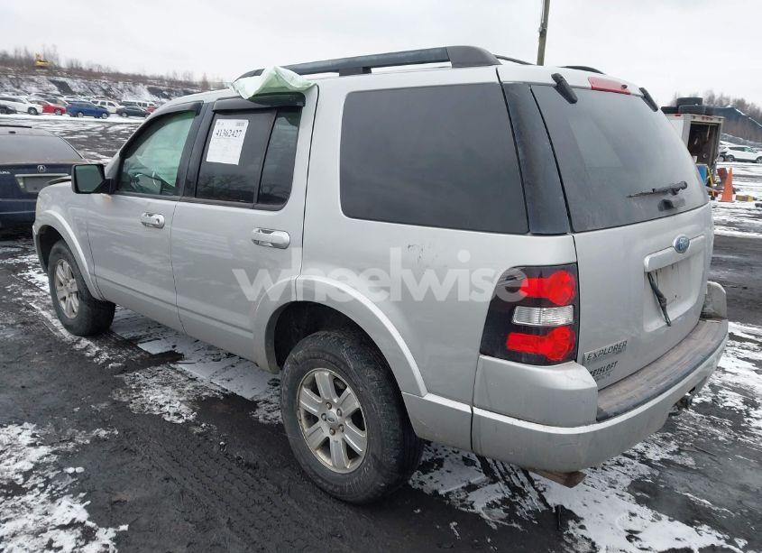 Photo 3 of 2010 Ford Explorer XLT (VIN 1FMEU7DE4AUA14935)