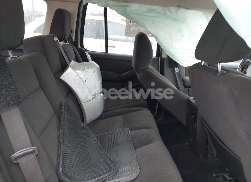 Photo 8 of 2010 Ford Explorer XLT (VIN 1FMEU7DE4AUA14935)